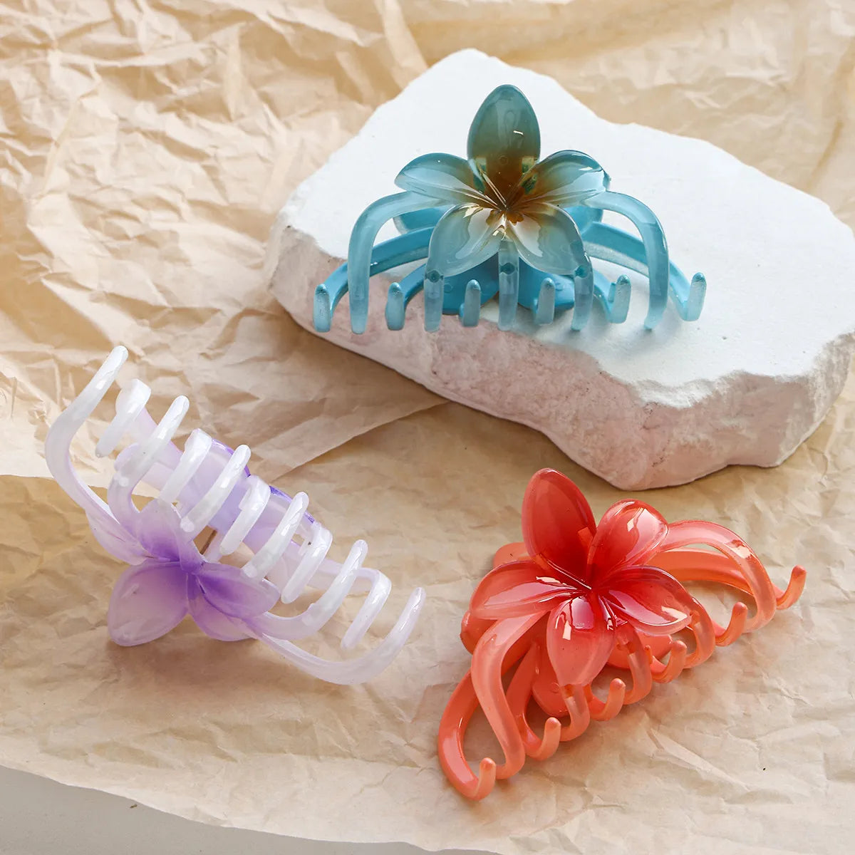 Women'S Casual Simple Style Flower Plastic Resin Stoving Varnish Hair Claws