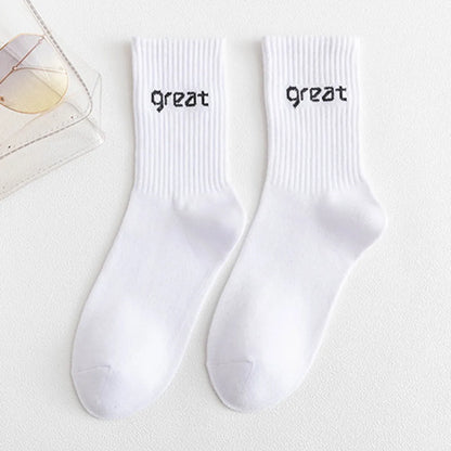 Women'S Casual Simple Style Letter Cotton Crew Socks A Pair