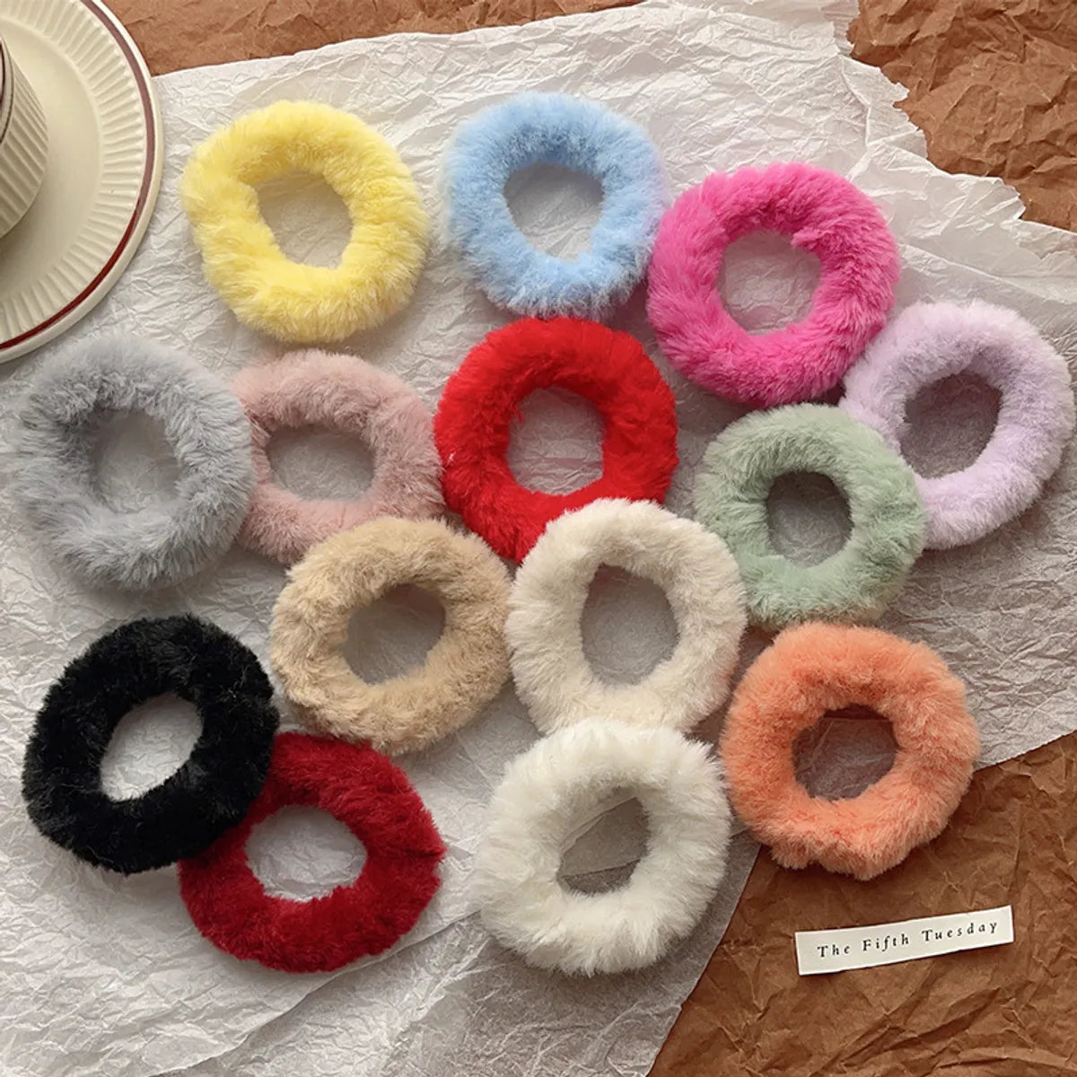 Women'S Casual Simple Style Solid Color Plush Hair Tie