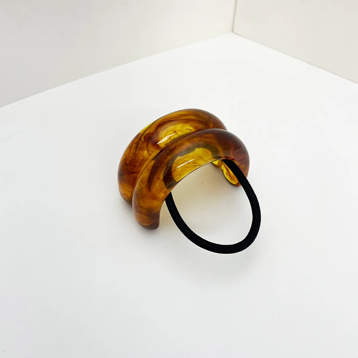 Women'S Casual Simple Style U Shape Elastic Band Resin Hair Tie