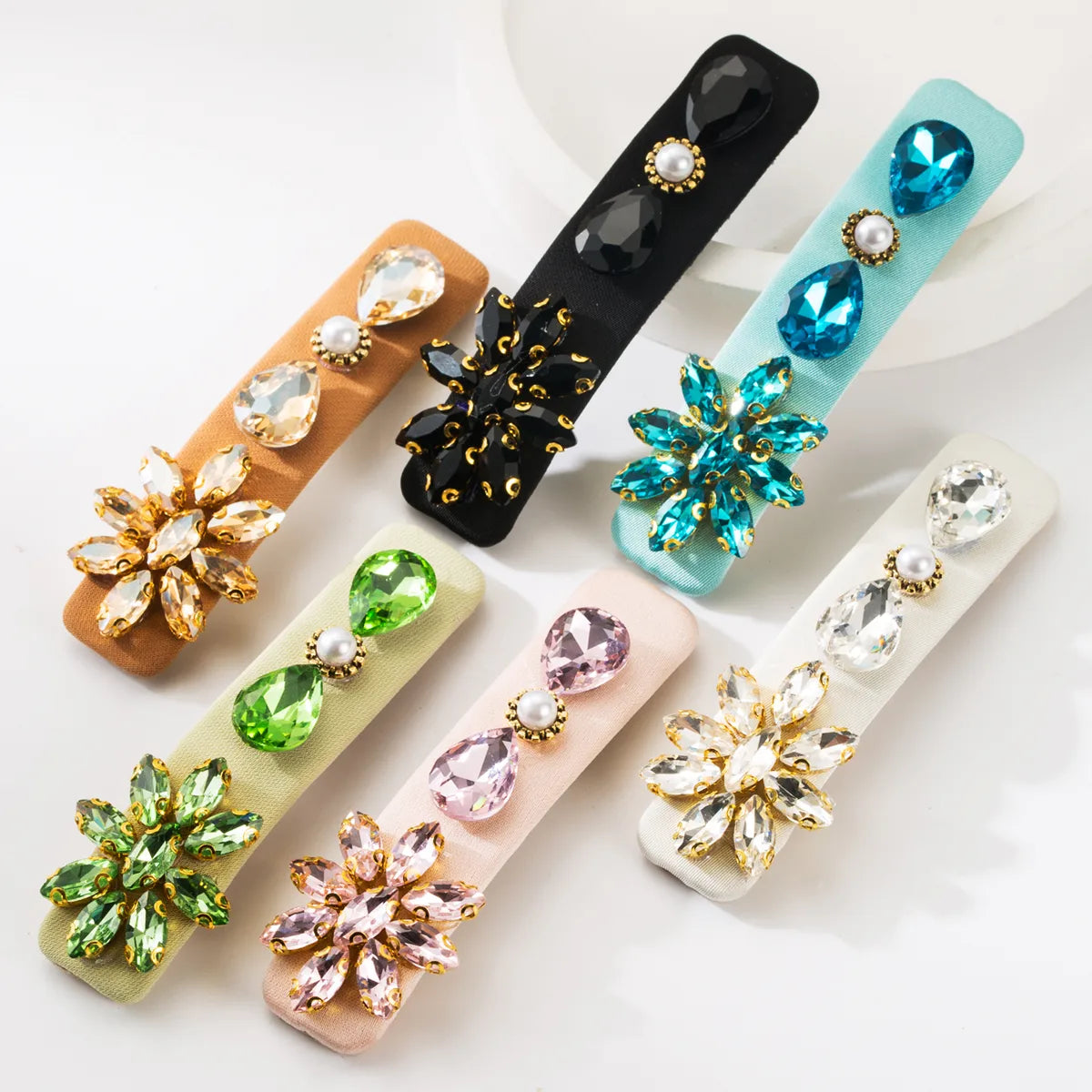 Women'S Casual Vacation Classic Style Water Droplets Alloy Cloth Inlay Glass Hair Clip