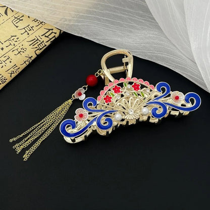 Women'S Chinoiserie Retro Geometric Alloy Tassel Plating Inlay Artificial Pearls Rhinestones Hair Claws