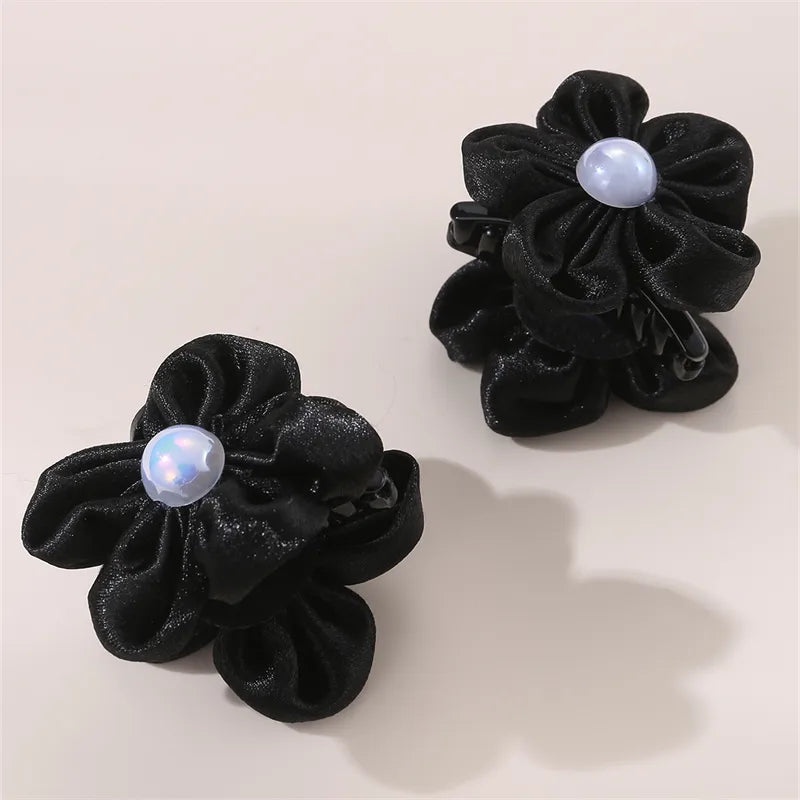 Women'S Cute Flower Artificial Pearl Cloth Hair Claws