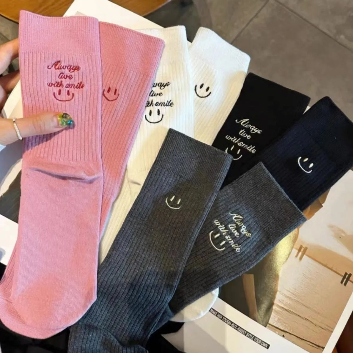 Women'S Cute Smile Face Cotton Crew Socks A Pair