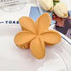 Women'S Elegant Flower Plastic Resin Hair Claws