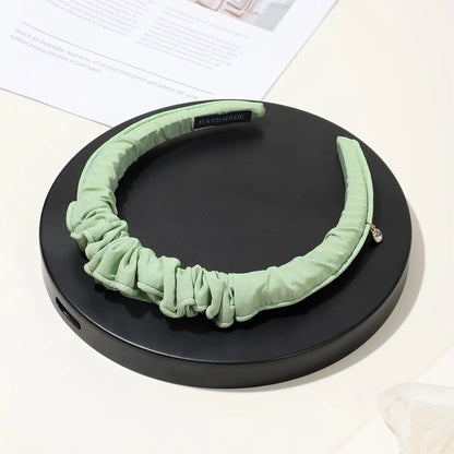 Women'S Elegant Sweet Artistic Solid Color Cloth Pleated Hair Band