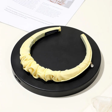 Women'S Elegant Sweet Artistic Solid Color Cloth Pleated Hair Band