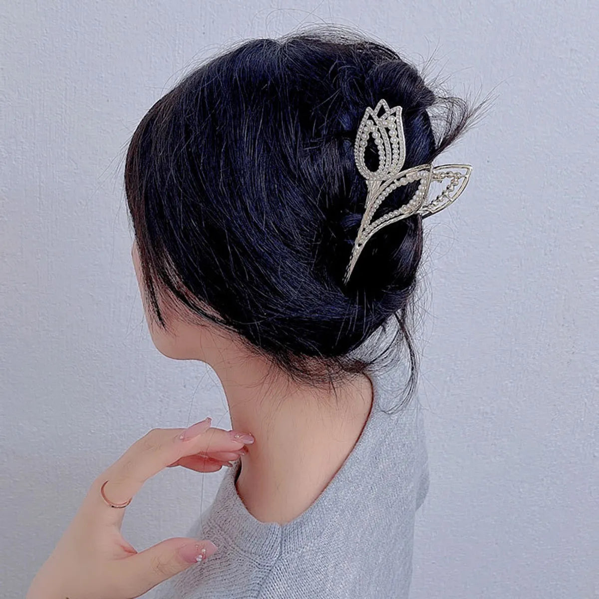 Women'S Elegant Sweet Tulip Alloy Plating Hair Claws