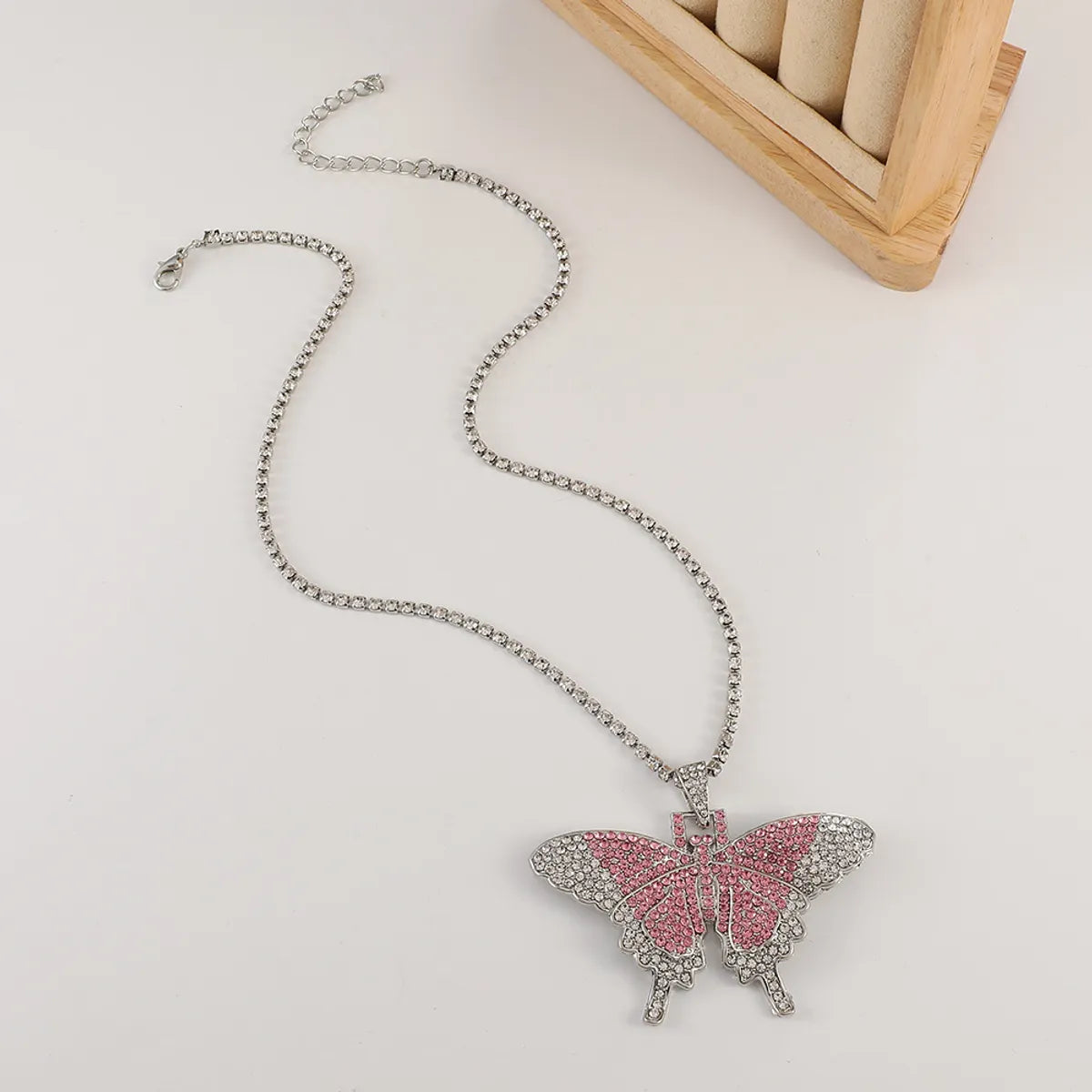 Women'S Exaggerated Butterfly Alloy Rhinestones Necklace Inlay