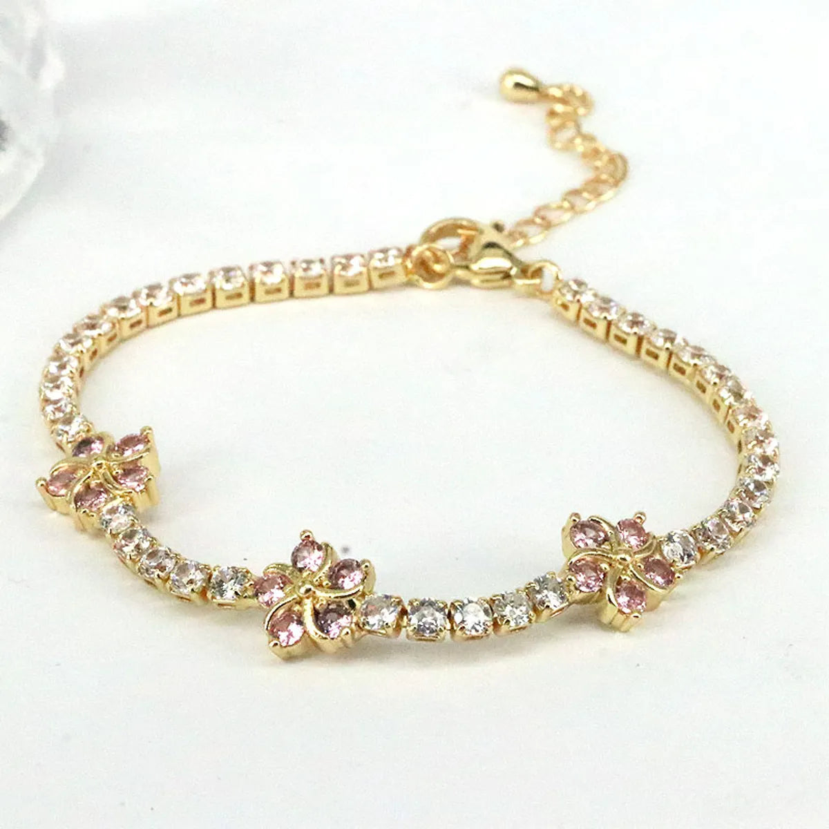 Women's Fashion Flower Copper Bracelets Plating Inlaid Zircon Zircon Copper Bracelets