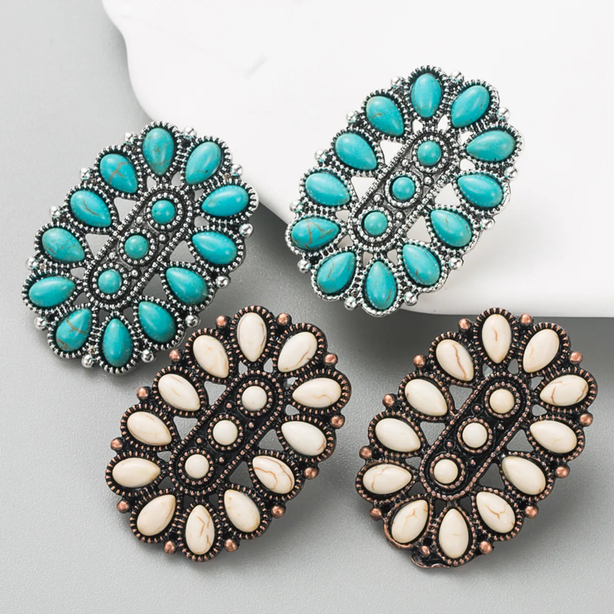 Women's Fashion Geometric Alloy Earrings Inlaid Turquoise Alloy Turquoise Stud Earrings