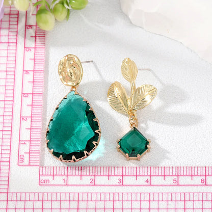 Women's Fashion Geometric Water Drop Alloy Earrings Inlaid Crystal Crystal Earrings