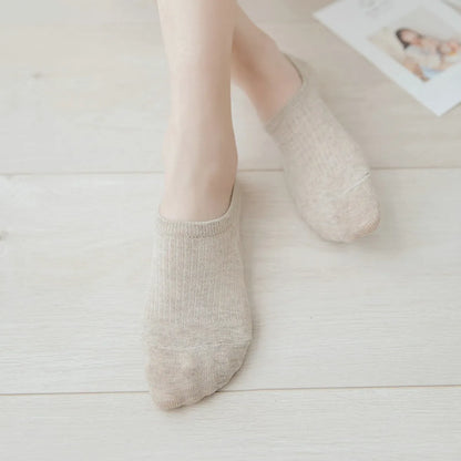 Women'S Fashion Solid Color Cotton Handmade Crew Socks A Pair