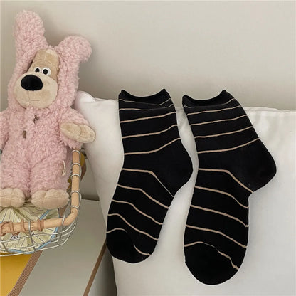 Women'S Japanese Style Stripe Cotton Crew Socks A Pair