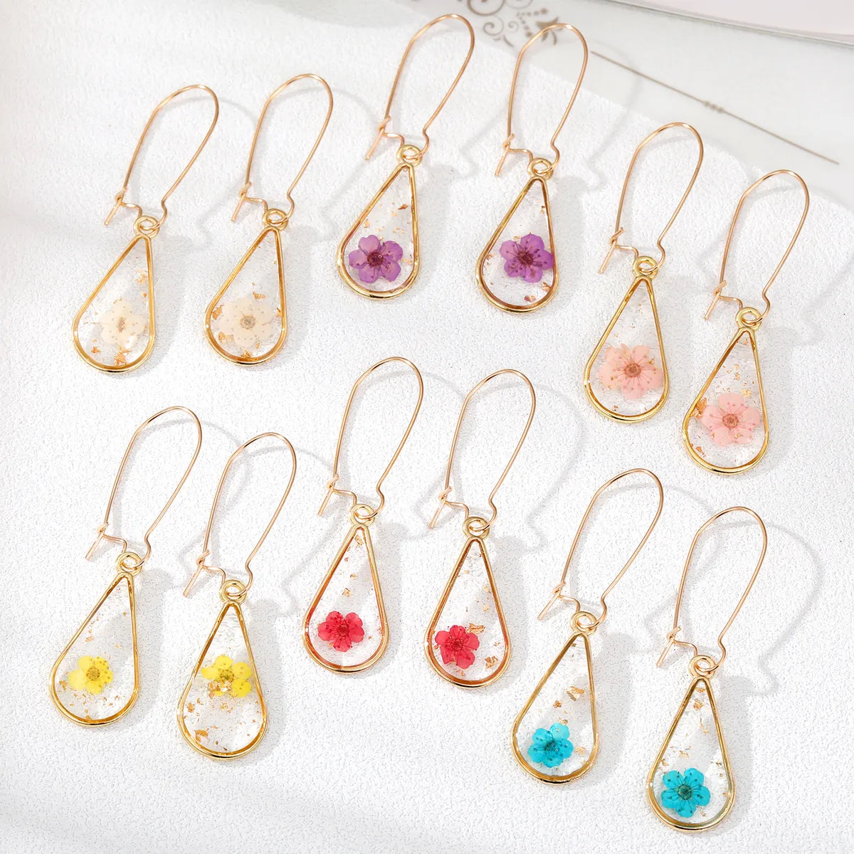 Women'S Pastoral Flowers Alloy Resin Earrings Epoxy Earrings