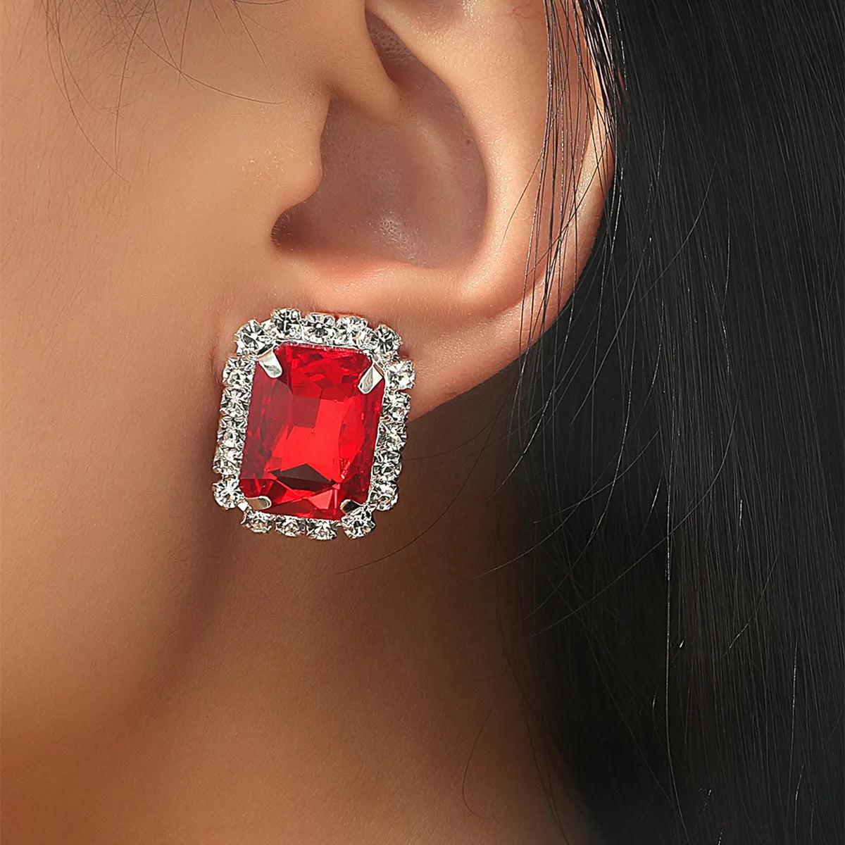 Women'S Rhinestone Inlaid Red Gem Stud Earrings