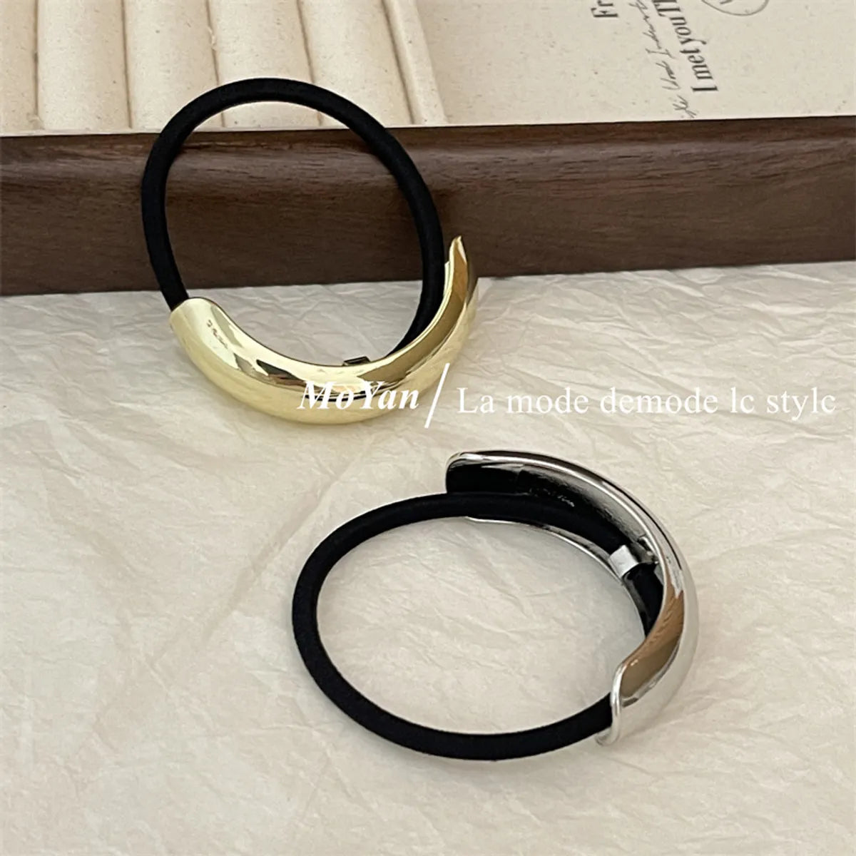 Women'S Simple Style Classic Style Solid Color Alloy Hair Tie