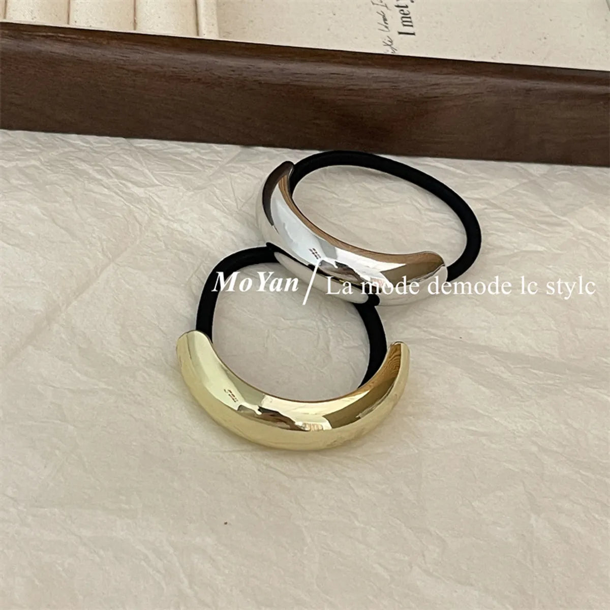 Women'S Simple Style Classic Style Solid Color Alloy Hair Tie