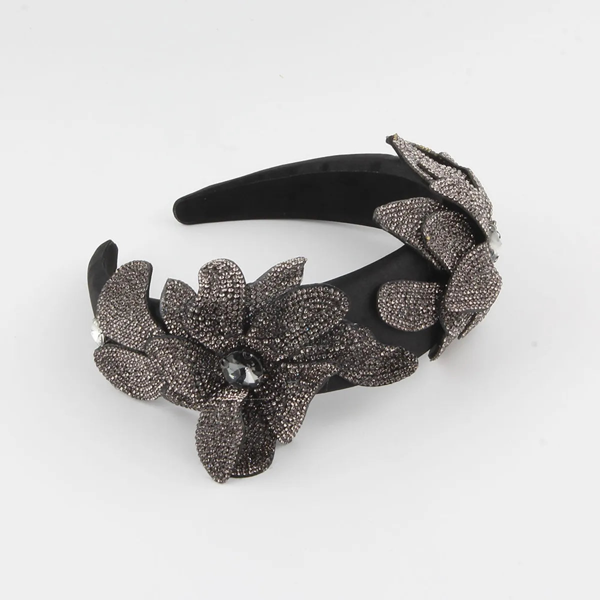 Women'S Simple Style Flower Plastic Rhinestone Knitting Hair Band