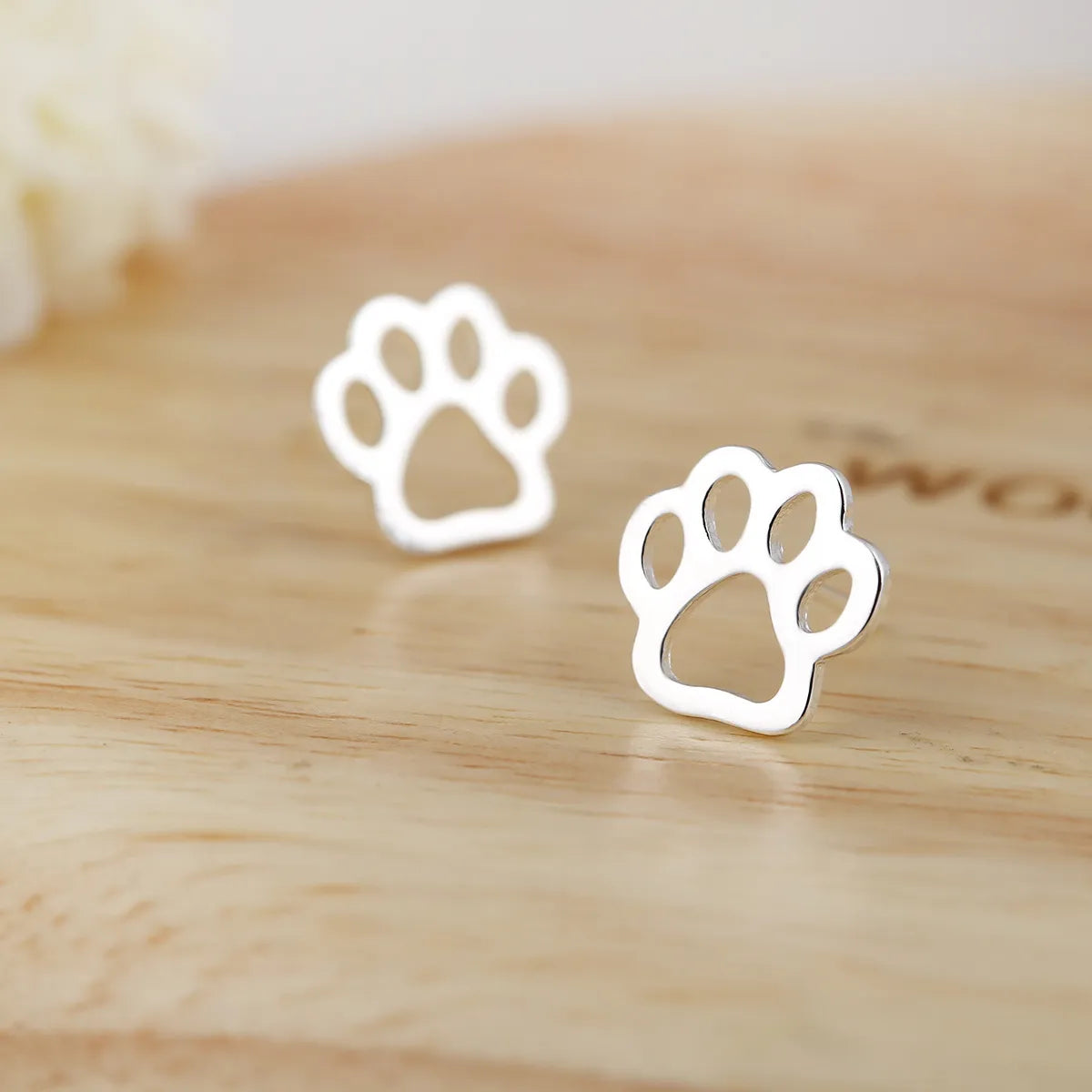 Simple Style Paw Print Plating 304 Stainless Steel No Inlaid 18K Gold Plated Ear Studs