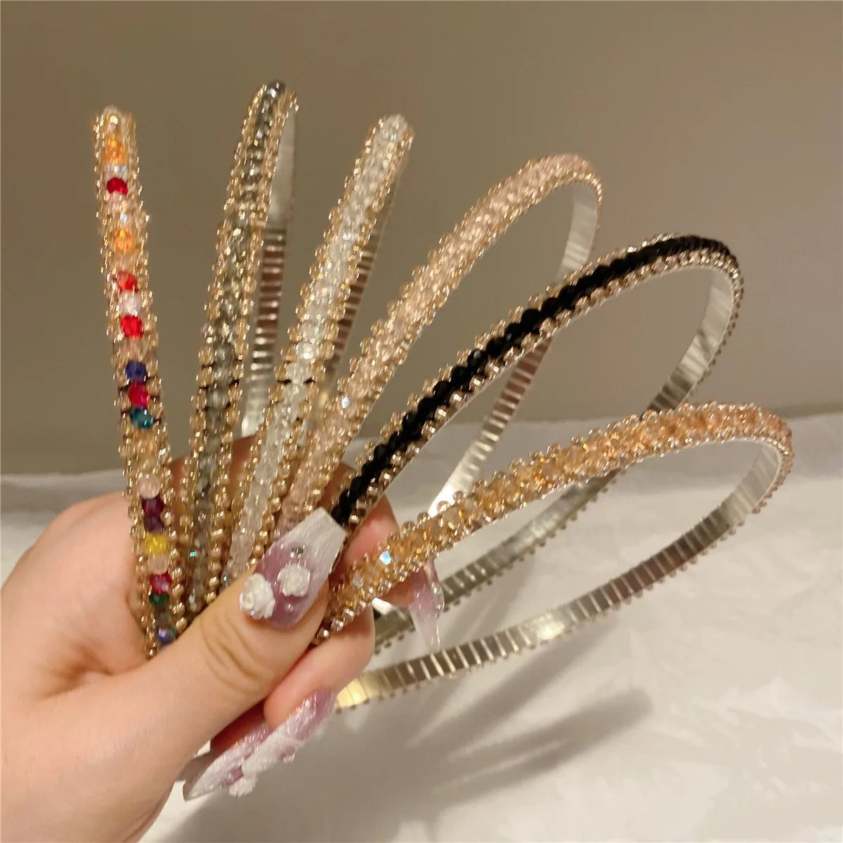 Women'S Simple Style Shiny Solid Color Artificial Crystal Diamond Hair Band