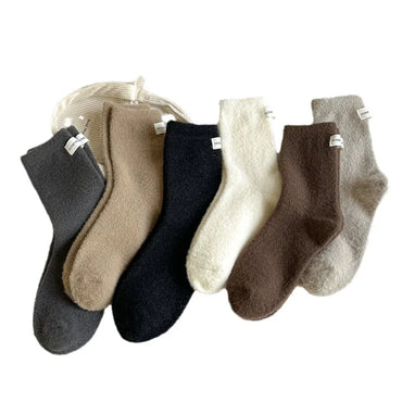 Women'S Simple Style Solid Color Cotton Crew Socks A Pair