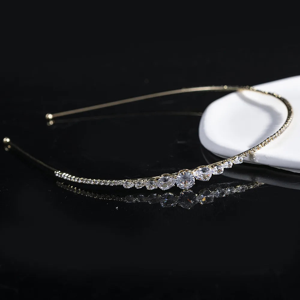 Women'S Simple Style Solid Color Metal Diamond Hair Band