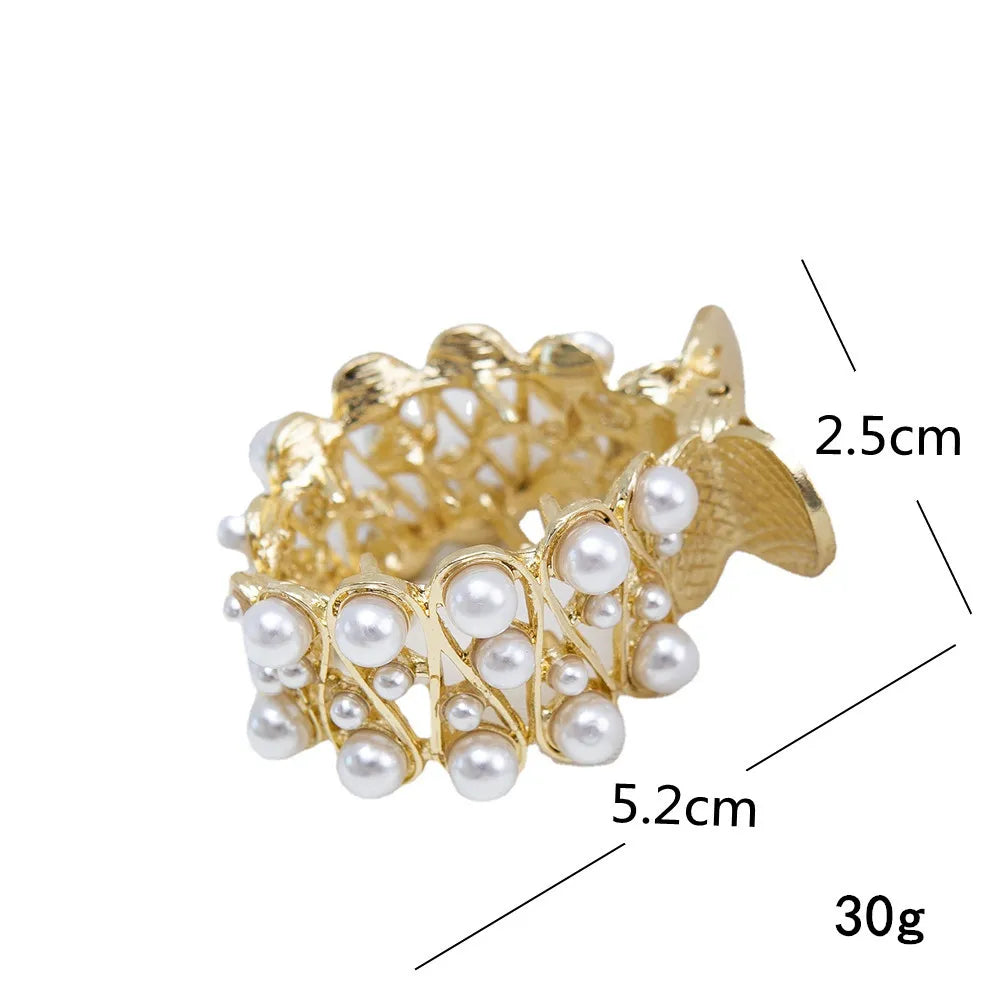 Women'S Simple Style Solid Color Metal Plating Hair Claws