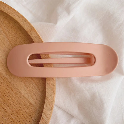 Women'S Simple Style Solid Color Plastic Hair Clip