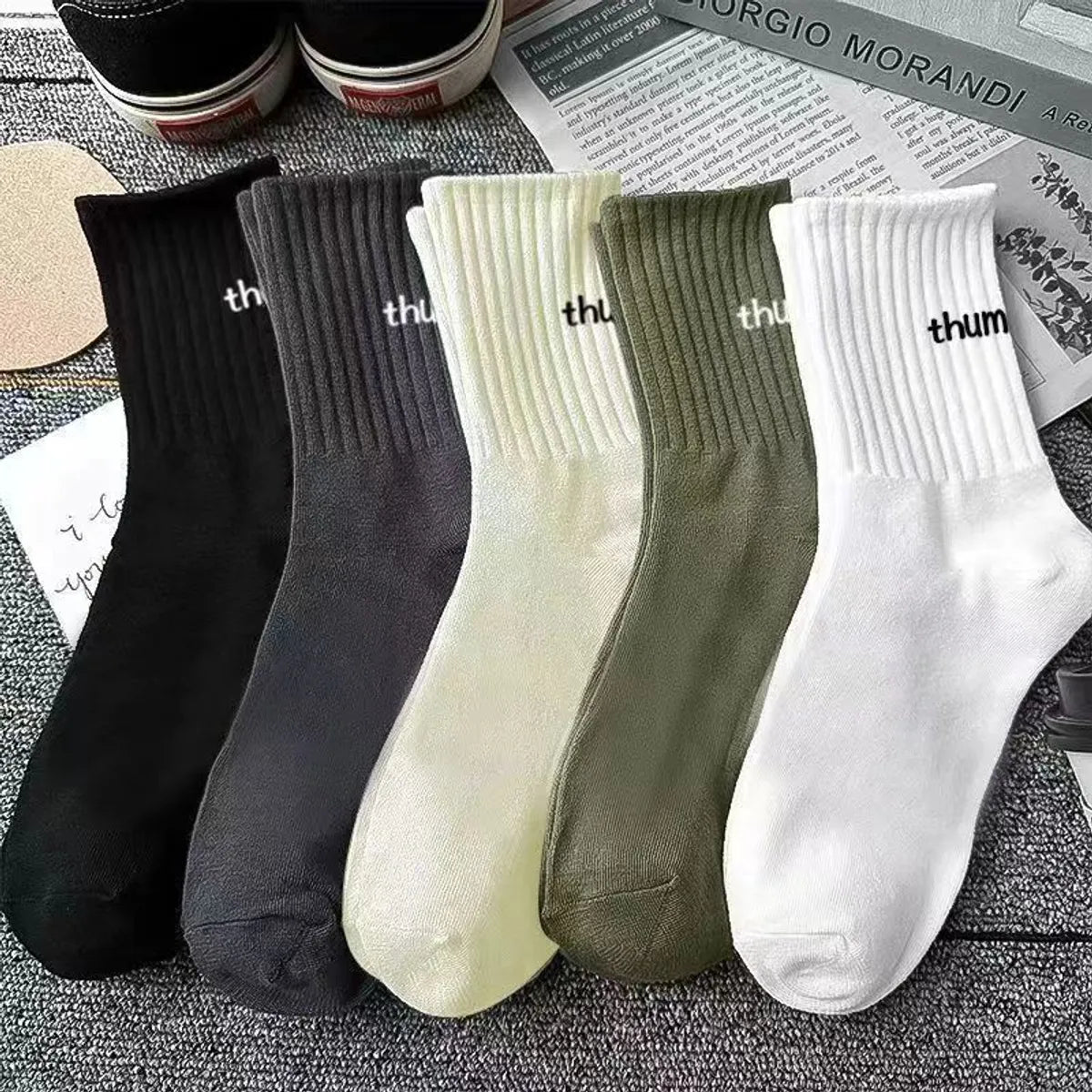 Women'S Simple Style Solid Color Polyester Crew Socks A Pair