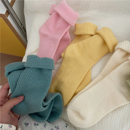 Women'S Simple Style Solid Color Wool Polyacrylonitrile Fiber Crew Socks A Pair