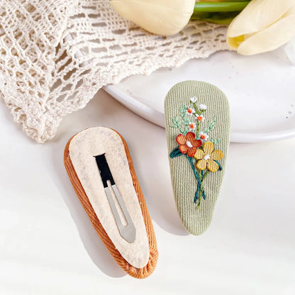 Women'S Sweet Flower Cloth Appliques Hair Clip