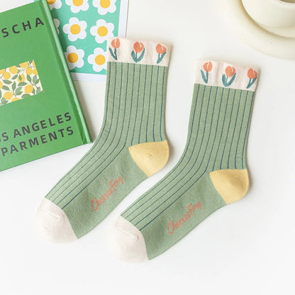 Women'S Sweet Flower Cotton Crew Socks A Pair