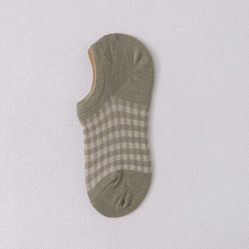 Women'S Sweet Plaid Cotton Crew Socks A Pair