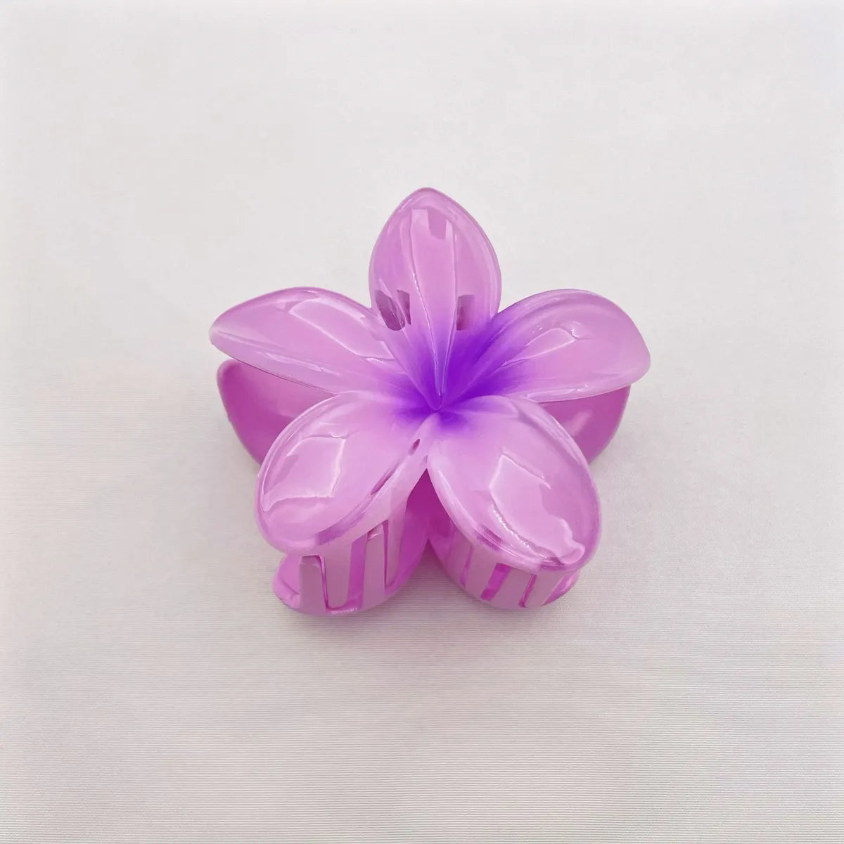 Women'S Sweet Simple Style Artistic Flower Plastic Hair Claws