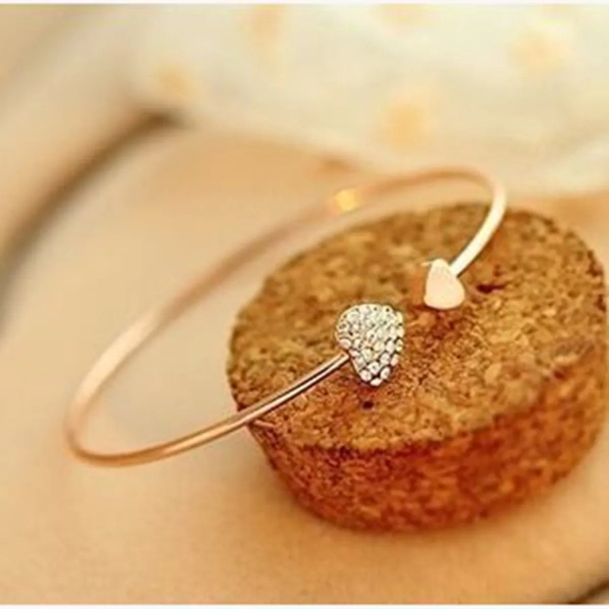 1 Piece Fashion Heart Shape Alloy Inlay Rhinestones Gold Plated Silver Plated Women's Bangle