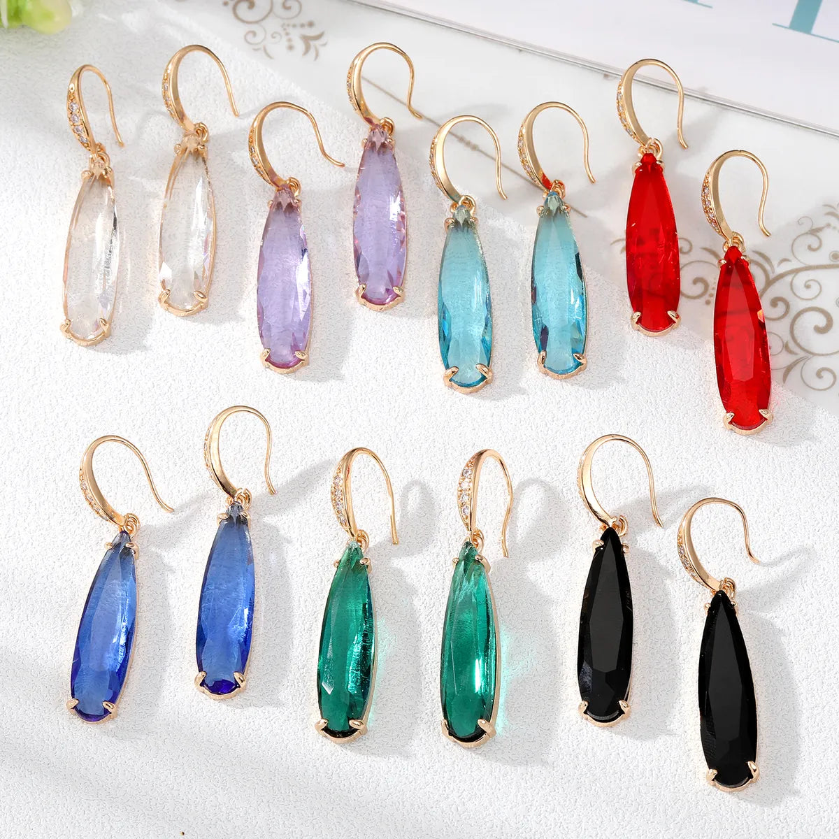 Women's Vintage Style Geometric Alloy Earrings Inlaid Crystal Inlaid Zircon Crystal Zircon Earrings