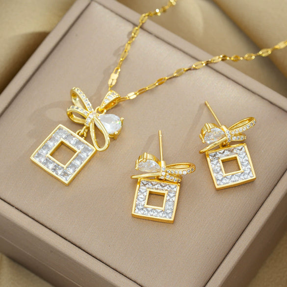 Women Titanium Steel Necklace With Bow Zircon Electroplated In Vacuum Furnace New Style Geometric Design