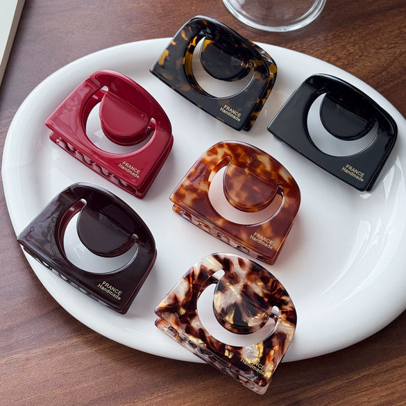 Women's Acetic Acid Hollow Halfround Light Luxury Style Printed Hair Clip