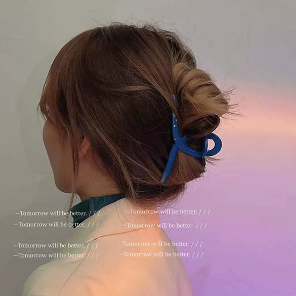 Women's Acrylic Acetate Shark Hair Claw Clip Geometric Fashion Hair Accessory With Injection Molded Finish