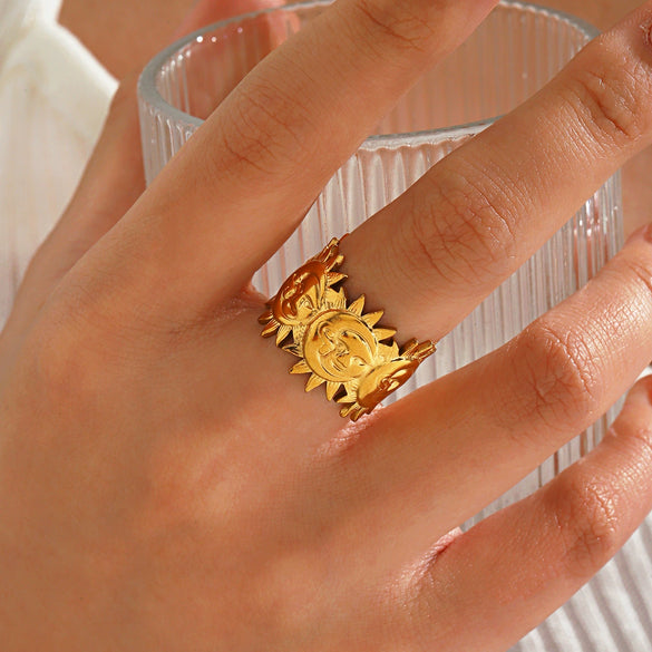 Women's Adjustable Stainless Steel Ring With Gold Tone Electroplated Sun And Moon Design Retro Minimalist Statement Jewelry