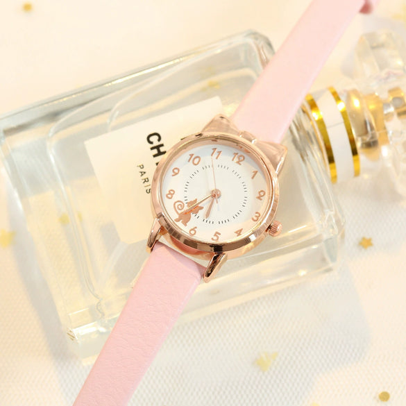 Women's Alloy And Imitation Leather Fresh Cute Cat Quartz Watch With Round Dial And Titanium Buckle