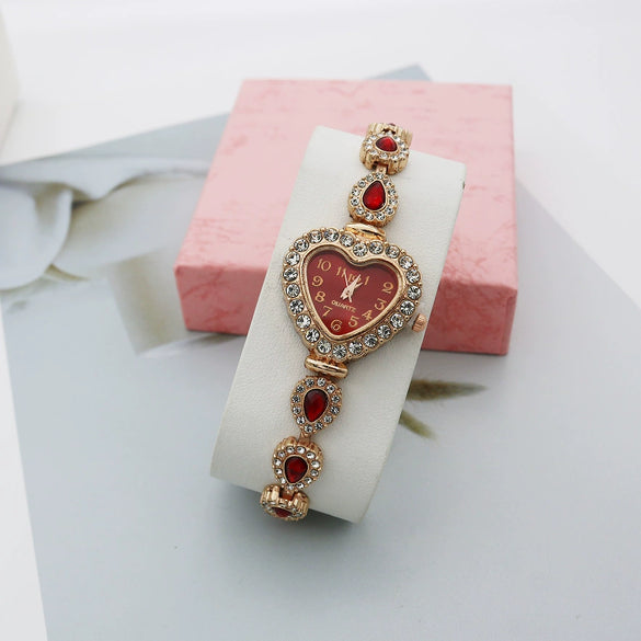 Women's Alloy And Stainless Steel Leisure Quartz Watch With Heart Dial And Jewelry Buckle