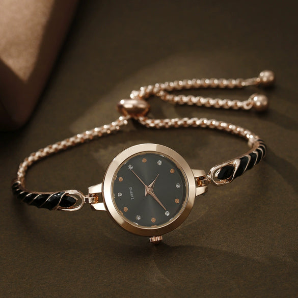 Women's Alloy And Stainless Steel Quartz Watch Bracelet Necklace Set With Round Dial Fashion Style
