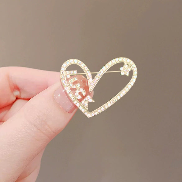 Women's Alloy Antislip Brooch With Flower Pattern And Electroplating Design