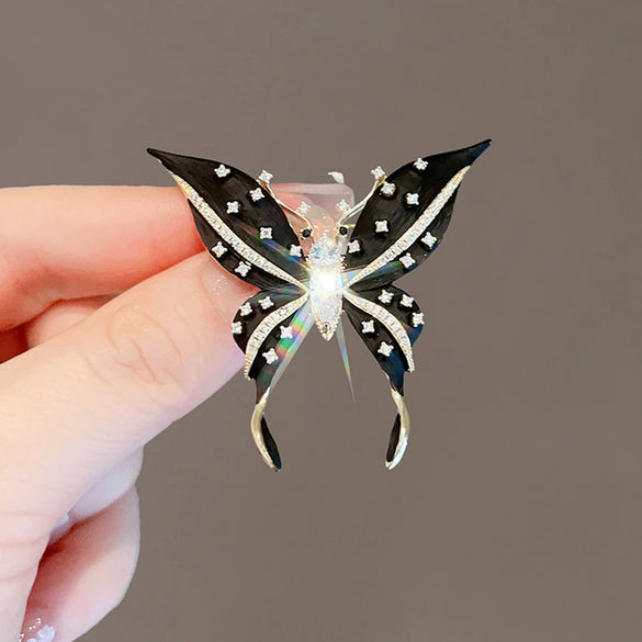 Women's Alloy Black Wing Butterfly Shining Design Sense Electroplated Brooch Pin Accessories