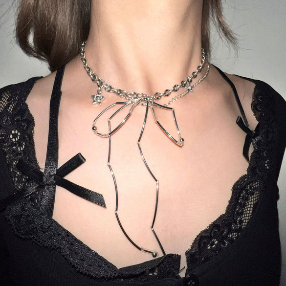 Women's Alloy Bowknot Pendant Necklace With Metal Chain And Irregular Tassel Collarbone Design Sweet And Cool Style