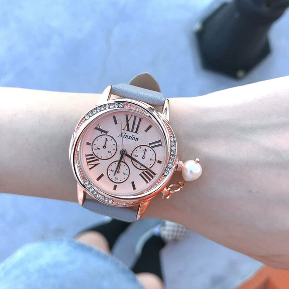 Women's Alloy Case Imitation Leather Strap Round Dial Casual Fashion Watch With Printed Logo