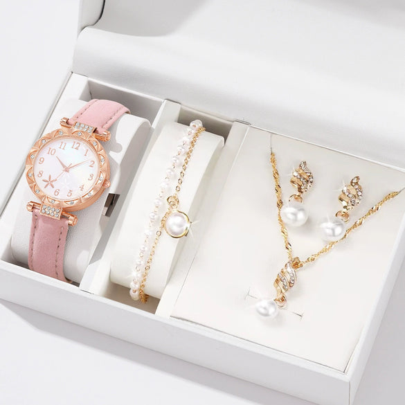 Women's Alloy Case Imitation Leather Strap Round Dial Medieval Style Watches