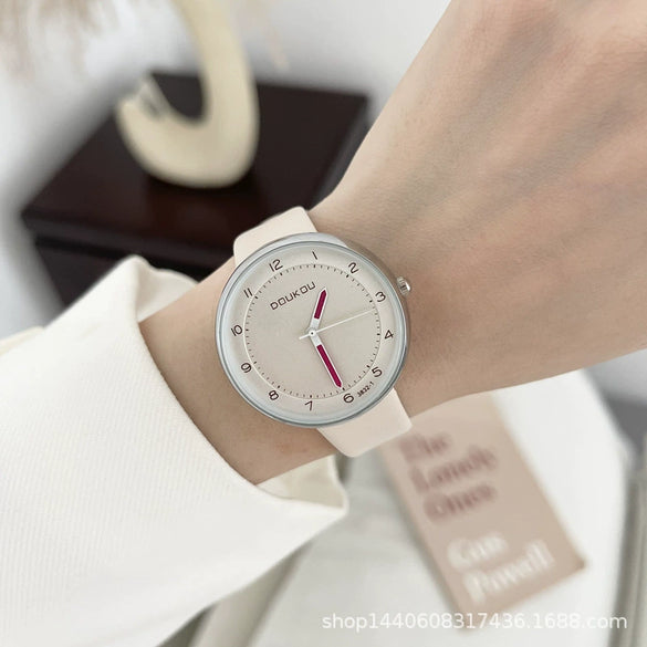 Women's Alloy Case Ordinary Glass Mirror Leisure Retro Style Watch